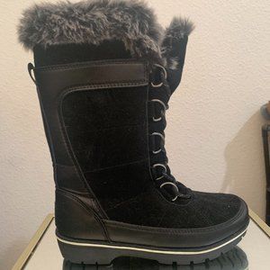 Champion Winter Boots/Size 7